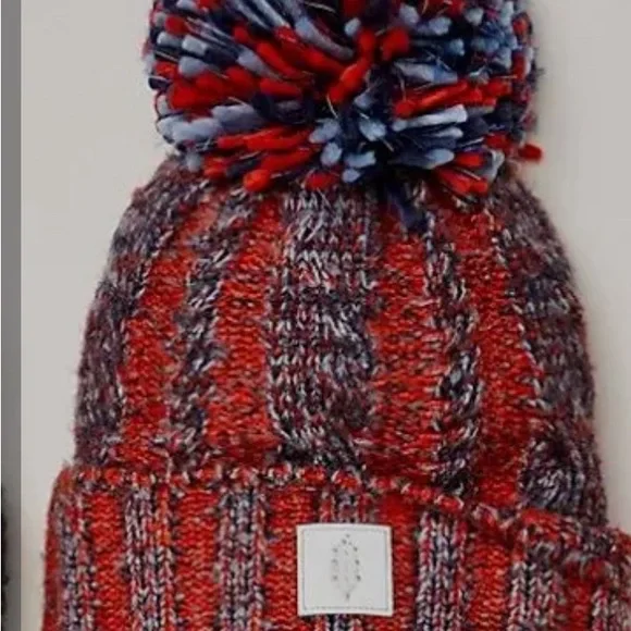 Gorgeous, Free People Pom Party Reflective Beanie❤️ - Picture 3 of 8